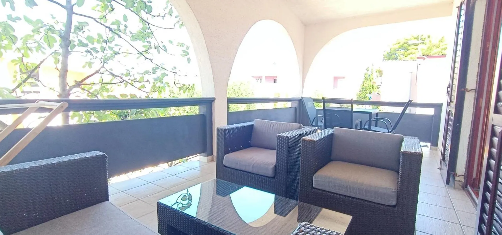 Apartments Branka- 4 Apartments In House- 1 Apartment Has Jacuzzi Вир Хорватия