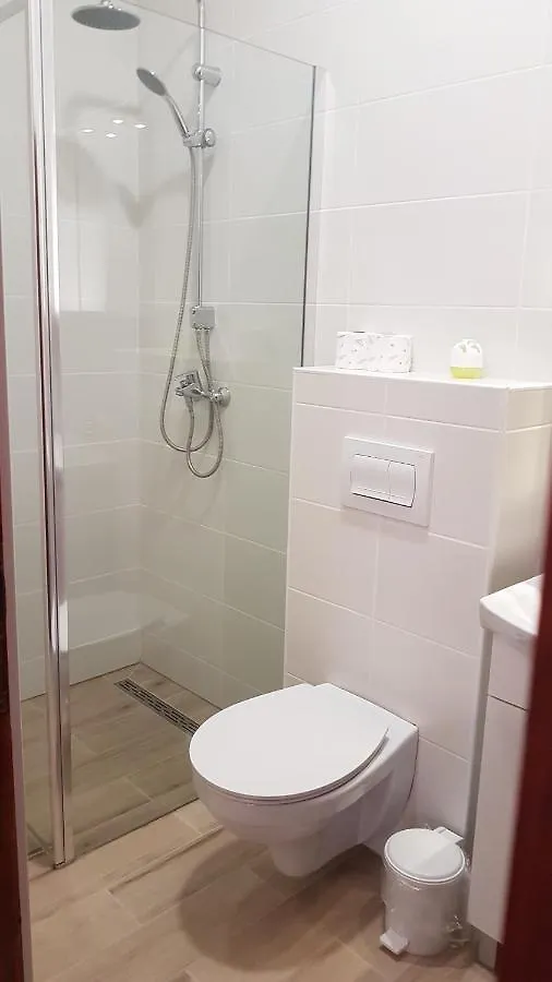 Apartments Branka- 4 Apartments In House- 1 Apartment Has Jacuzzi Vir Croatia