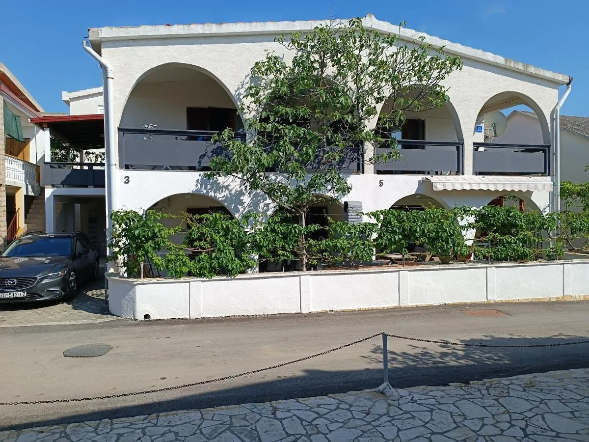 Apartments Branka- 4 Apartments In House- 1 Apartment Has Jacuzzi Vir