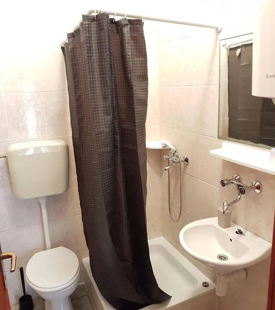 Apartments Branka- 4 Apartments In House- 1 Apartment Has Jacuzzi Vir 0*,  Croatia